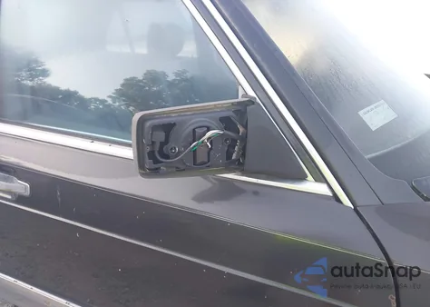 1985 Mercedes-Benz 380 Se z USA, uszkodzony, nr VIN WDBCA32C0FA190208